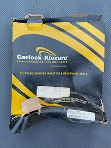Garlock Klozure Oil seal 25003-6363 size - Picture 1 of 3