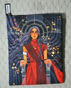 NEU FairyLoot Reißverschluss Buchhülle Eine Glut in der Asche Laia & Elias 9" x 12" - Bild 1 von 3