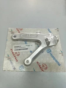 Supporto Pedana Pilota Sx MV Agusta Brutale 750 03/05 - Bild 1 von 1