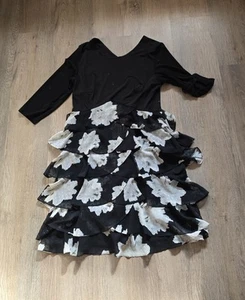 Neues Kleid von Alba Moda - Bild 1 von 2