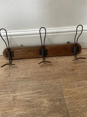 Rustic Coat Rack 3 Lrg Hook Old Wooden Wall Mounted Hat Hanger Country Farmhouse - Image 1 of 4