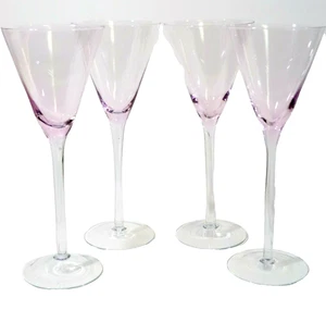 Vintage hellrosa Schale V-Form Universal Weingläser langer klarer Stiel 4er Set - Bild 1 von 6