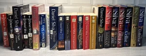 Lot 23 COMPLETE Gabriel Allon 1-23 Daniel Silva - Picture 1 of 5