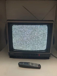 TV retrò Magnavox 13” CRT modello RJ4049 WJ23 con telecomando (non è originale) funzionante - Foto 1 di 18