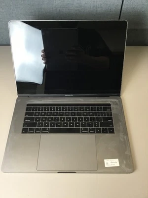 Apple MacBook Pro (M2017) "Core i7" 15.4" 2.9 GHz 16 GB 2TB SSD Grade DEFE - Image 1 of 4