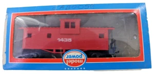 Model Power 37' Wide Vision Caboose, Red #1435 HO Scale - Picture 1 of 7