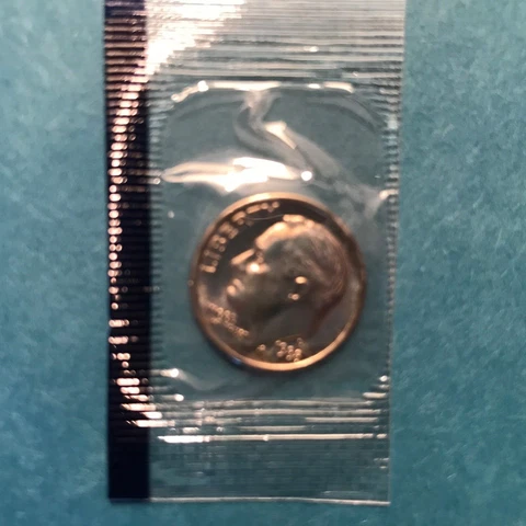 1988 P  Roosevelt Dime Philly  US Mint Cello   FREE SHIP Cover