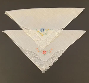 Vintage Women's Handkerchief White Embroidered Cornflower Rose Lace Edge Set - Picture 1 of 9