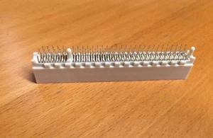 TYCO/AMP 1-145154-2 AMP .050C/L PCI 60 DUAL POS (3pcs = 1 lot) - Picture 1 of 5