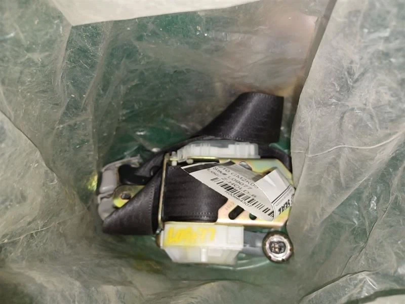 2004-08 Pontiac Vibe Seatbelt Assembly Front Bucket Passenger Retractor 964307 Foto 1 de 1