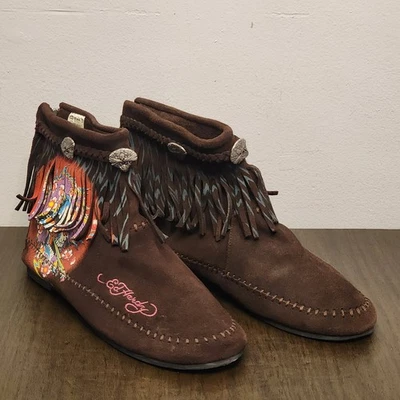 Y2K ED HARDY Brown Suede MOCCASINS BOOTIES Skull Design Sz 10.5 Fringe Rear Zip Foto 1 de 4