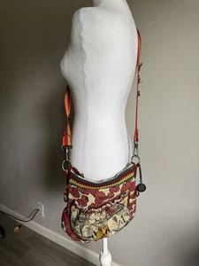 The Sak Sakroots Peace Red Circle Art Deco Cross Body Canvas Medium Purse Boho - Picture 1 of 6