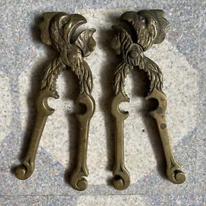 2 Vintage Nussknacker & Flaschenöffner aus massivem Messing mit Hahnkopf - Bild 1 von 9