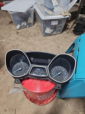 Velocímetro Ford Focus 2012-2018 usado - Imagem 1 de 4