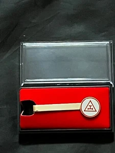 York Rite Round Triple Tau Gold Color Tie Bar Necktie Masonic Boxed NEW! - Picture 1 of 1