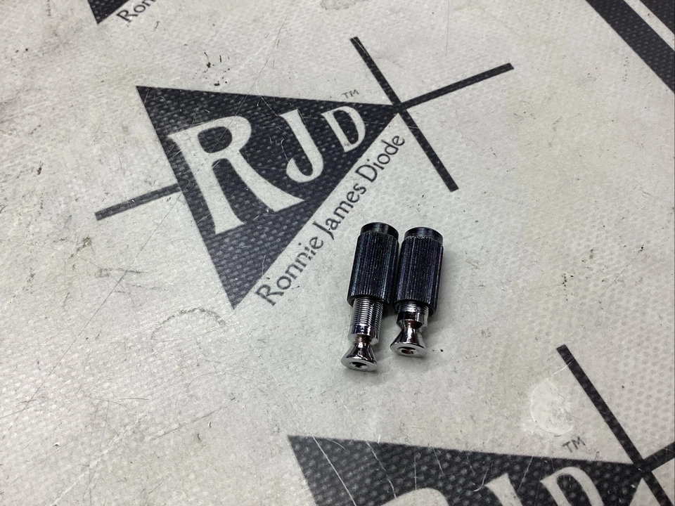 Schaller 原装 Floyd 玫瑰镀铬钉柱锚 Tremolo 10 毫米精细螺纹 — 第 1/1 张图片