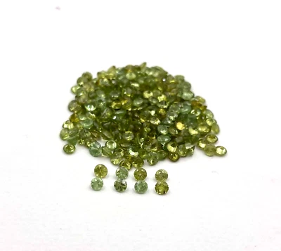 Natural Demantoid Garnet Round Cut Loose Gemstone Lot 19 Pcs 2.75 MM 2 CT - Image 1 of 4