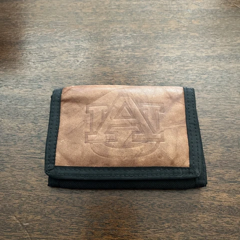 Auburn Tigers Team Tan Tri-Fold Leather Wallet Cover