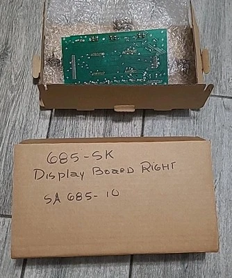 Tablero de exhibición derecho Ademco SA 685-10 Foto 1 de 4