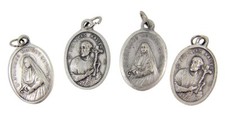 St Frances Mother Cabrini and Saint Francis Xavier Medal, ​Lot of 4, 1 Inch