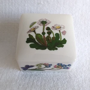 Botanic Garden Trinket Box Vintage Pansy pattern made by Portmerion - Picture 1 of 9