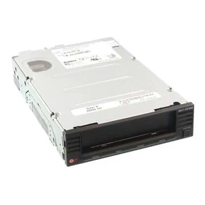 Dell SCSI-Streamer Powervault 110T DLT-VS160 0CH099 - Bild 1 von 1