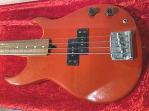 Bajo eléctrico Yamaha BBVIS FLETLESS FINO ROJO - Imagen 1 de 13