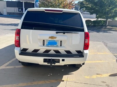 Panel de calcomanías Chevron reflectante (fantasma) 4”x62” rojo/negro/blanco - ORALITE Foto 1 de 4