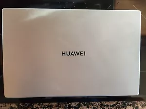 Ordenador portátil Huawei como nuevo. Aluminio,marcos ultrafinos,Pantalla fullHD - Imagen 1 de 3