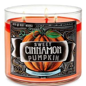Bath & Body Works/ White SWEET CINNAMON PUMPKIN 3 Wick 14.5 Oz Scented Candle - Picture 1 of 1