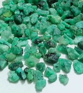 10 Pcs Emerald Rough, Zambian Emerald Rough, Emerald Rough For Pendant, 8-10mm. - Picture 1 of 4