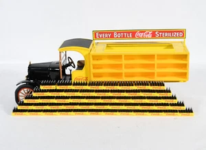 Danbury Mint 1927 Ford Coca Cola Delivery Truck 1:24 Scale - Picture 1 of 11