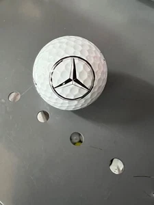 LOGO PALLINA DA GOLF-RARA ORIGINALE MERCEDES-BENZ... GRANDE LOGO-PALLA PROVA!!!️ - Foto 1 di 1