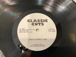 CLASSIC CUTS RADIO SHOW LP 1987 YES ALICE COOPER JIMI HENDRIX NM W/Cue Sheet - Bild 1 von 3