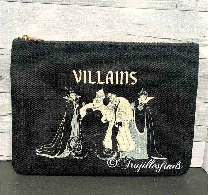 Disney X Coach Large Pouch 30 With Villains Motif CC830