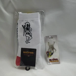 OFFICIAL Deadpool Wolverine Friendship Socks Movie Dave & Busters keychain New - Picture 1 of 1