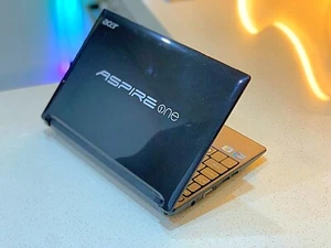 Acer Aspire One D255E ®intel N455 ™ 250GB USB 10.6”LED WiFi #2235 - Picture 1 of 7