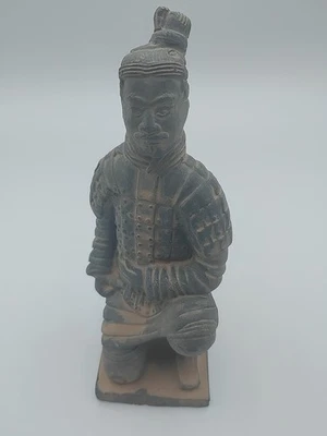 Антикварный азиатский терракотовый воин.  Репродукция Армии Цинь Шихуанди Солдат - Изображение 1 из 4