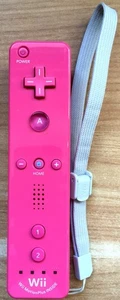 RARE - MANETTE OFFICIELLE NINTENDO WII MOTIONPLUS INSIDE ROSE TRÈS BON ÉTAT - Picture 1 of 8