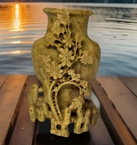 Vintage Chinese Carved Soapstone Vase Sculpture Flowers 7.75 in - Picture 1 of 14