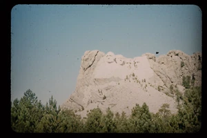 1972 35 mm diapositiva de color montaje de fotos Rushmore Dakota del Sur Keystone SD vintage 1H - Imagen 1 de 1