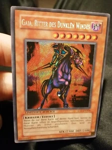 Yugioh Card Gaia Ritter des Dunklen Windes CT1-DE004 Secret Rare German NM/Exc - Foto 1 di 5