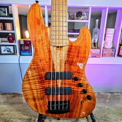 Roscoe Classic MP5 Modern: Koa & Birdseye клен - Изображение 1 из 4