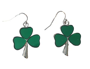 St. Patrick’s Shamrock Dangle Earrings Hypo Allergenic Green - Picture 1 of 2