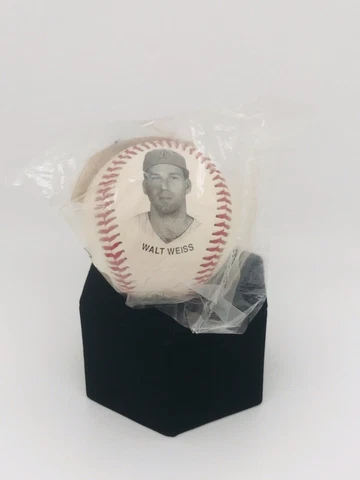 florida Marlins Fotoball Walt Weiss Chevron team stars Collection 1993….98 Cover