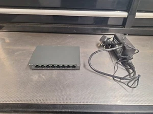 Tp-Link LS108GP 8 Port Full Gigabit Poe Switch, Network Switch Perfect Condition - Photo 1/3