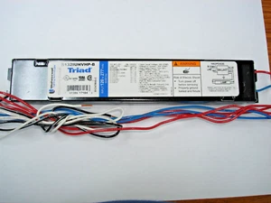T8 Electronic Ballast (1) F32T8 Sylvania QHE 1x32T8UNV / ISL-SC B132IUNVHP-B - Picture 1 of 7