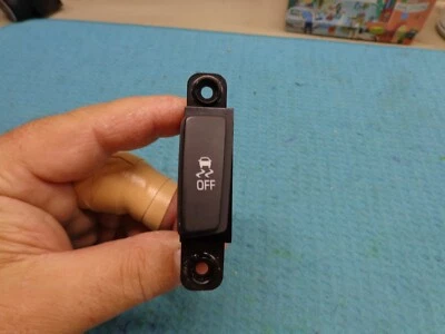 BOTÓN INTERRUPTOR CONTROL ESTABILIDAD TRACCIÓN CHEVROLET CRUZE 11 12 13 14 15 Foto 1 de 4