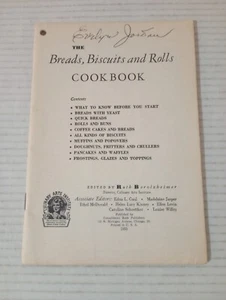 The Breads Biscuits And Rolls Cookbook Culinary Arts Institute Ruth Berolzheimer - Picture 1 of 12