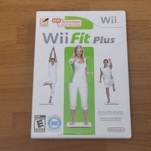 Wii Fit Plus Nintendo Wii - Juego y estuche y folleto -- 📀 - Imagen 1 de 2